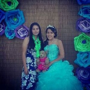 Meet your Posher, Mercedes